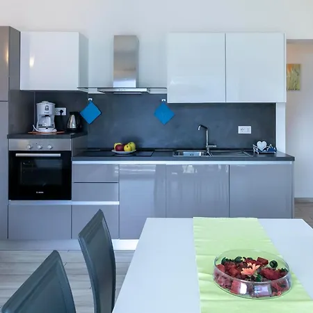 La Collinetta View Apartment *